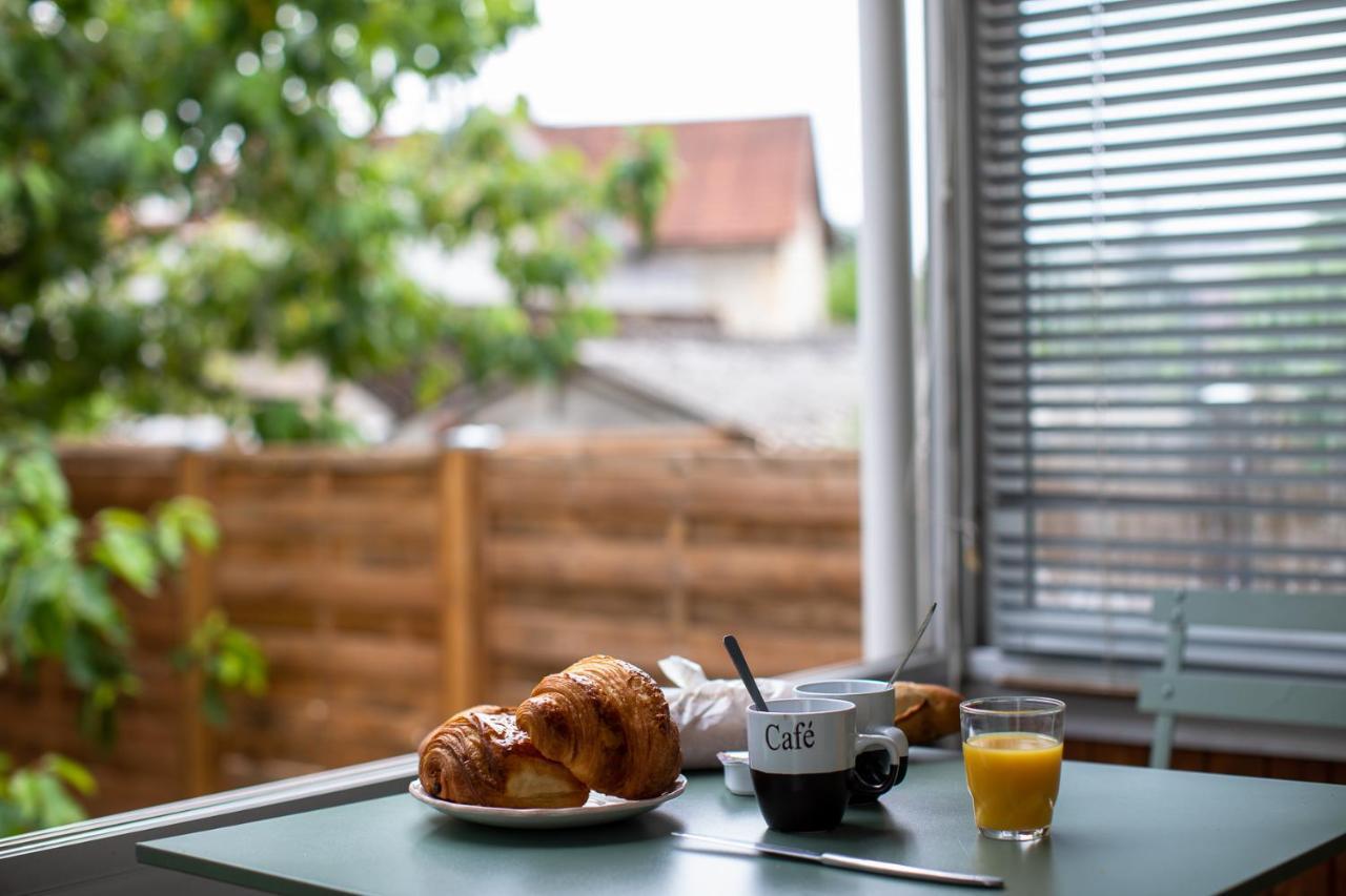 Le Coquet Chez Maguy Maison De Ville Avec Jardin Besançon Eksteriør bilde